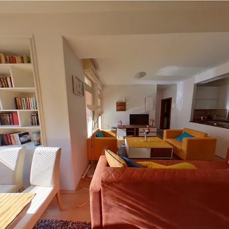 Apartment The Heart Of